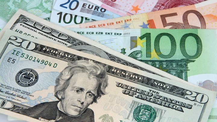 Viss par valūtu pāri EURUSD un tirdzniecību starptautiskajā valūtu tirgū FOREX