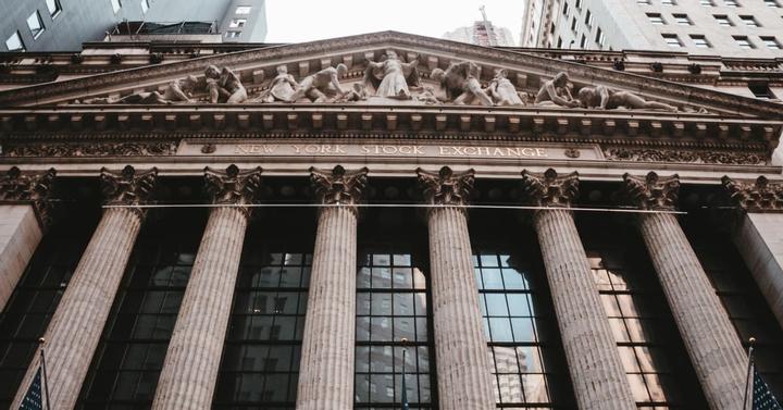 investiti la bursa de la new york