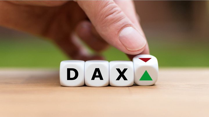 DAX30 bulls fail to hold 13,000 points – 12,800 about to break?