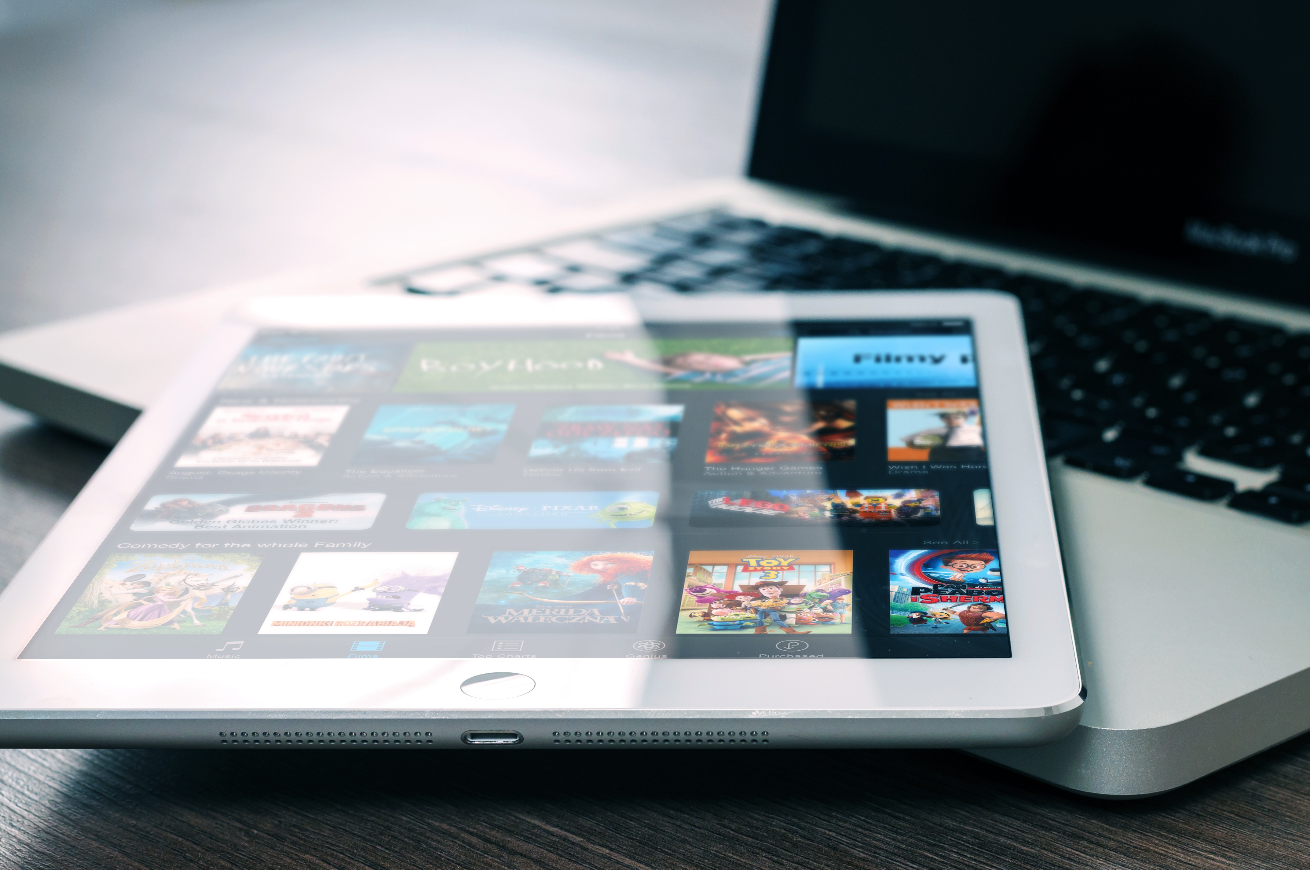 Trading Roundup: Netflix Stock Breaks New Record